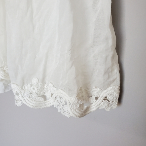 Johnny Was White Jude Crochet V Neck Blouse NWOT - Picture 6 of 11